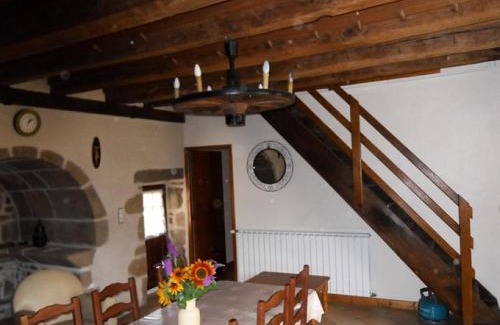 Saint-Martin-la-Meanne Apartment | Gîte de France à Saint-Martin-la-Méanne 2 épis - Gîte de France 5 personnes MAE-9854