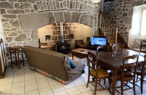Darazac Apartment | Gîte de France à Darazac 2 épis - Gîte de France 2 personnes MAE-5181