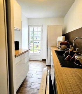 Brive-la-Gaillarde Apartment | Gîte de France Pool house 3 épis - Gîte de France 3 personnes MAE-4641