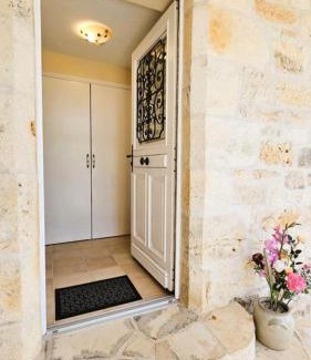 Turenne Apartment | Gîte de France Les jeunes années 3 épis - Gîte de France 6 personnes MAE-3553