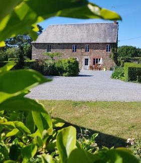 Notre-Dame-de-Cenilly House | Gîte De L'arthour