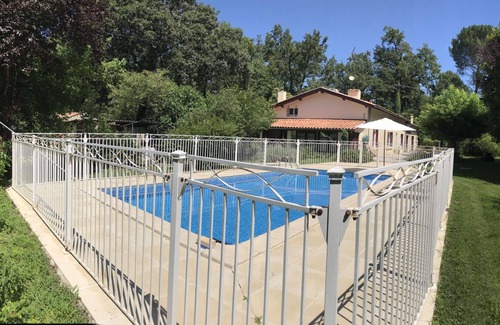 Noaillan House | Gîte De Nané - Maison 2 chambres avec piscine