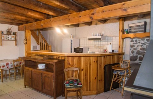 Peyre-en-Aubrac House | Gîte des Jonquilles 6 Personnes 2 Épis