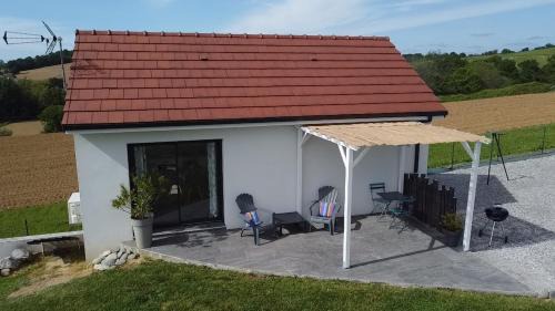 Laa-Mondrans Apartment | Gîte entre mer et montagne