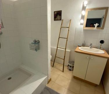 Saint-Restitut House | Gîte indépendant au cœur de la Drome Provençale