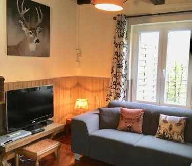 Vresse-sur-Semois House | Gîte la Petite Semois à Mouzaive