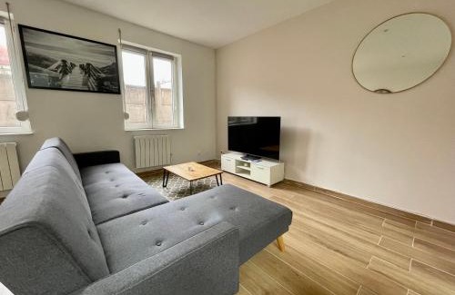 Phalempin Apartment | Gîte Le Plain Pied - 5min de la gare vers Lille - Arras - Lens