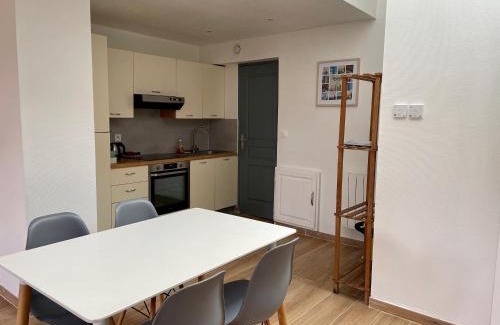 Phalempin Apartment | Gîte Le Plain Pied - 5min de la gare vers Lille - Arras - Lens