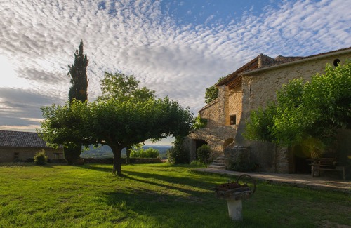 Verfeuil Apartment | Gîte Pélisse, charming gîte for 4 people in a large wine estate