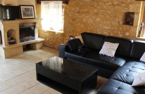 Naussannes House | Gîte périgourdin avec piscine partagée, cheminée et animaux admis près de Bergerac - FR-1-616-416