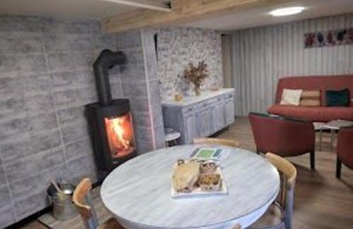 La Bourgonce House | Gîte Paisible au Cœur de la Forêt, Idéal pour 4 Pers avec Terrasse, Jardin et Activités Nature - FR-1-589-322