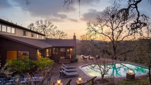 Santa Rosa House | Gable by AvantStay Beautiful 3.5 Acre Oasis w Gorgeous Views Pool Hot Tub