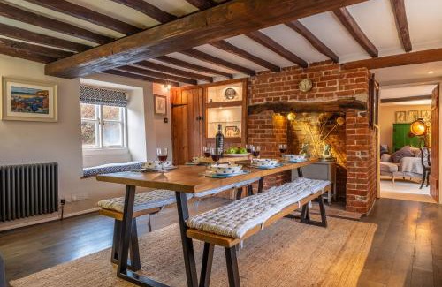Great Snoring House | Gable End