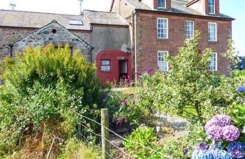 Holmrook Cottage | GABLE VIEW, pet friendly, with a garden in Ravenglass