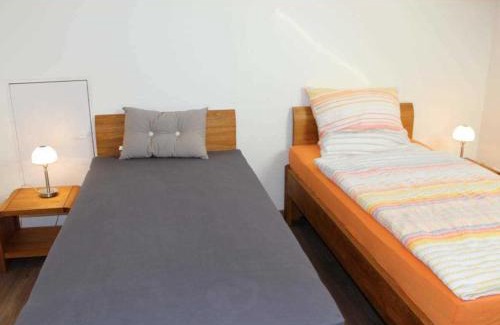 Leer Hotel | Gaestehaus An der Fehnroute II, 11041