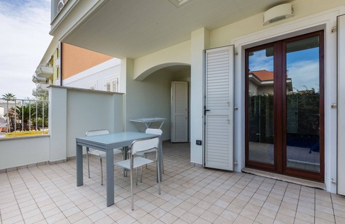 San Benedetto del Tronto Apartment | Gaia apartment in San Benedetto del Tronto (AP) for 4 people, only 100 metres from the beach