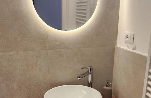 San Donato - Campidoglio Apartment | Gaia Suites 10 minutes from downtown with private parking