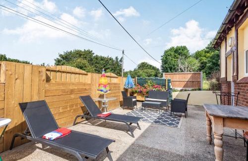 Chapel Saint Leonards House | Gainsborough Cottage