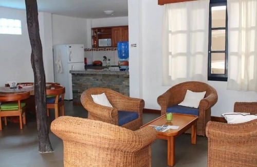 Bahia de la Academia House | Galapagos Cottages - Two-Bedroom House