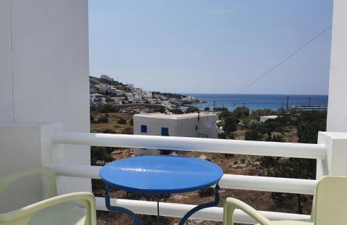 Alopronia Apartment | Galini Rooms Sikinos Travel