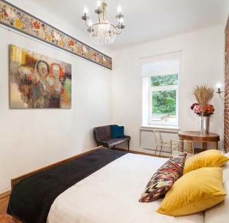 Lviv City Center Apartment | Gallery Art Apartment