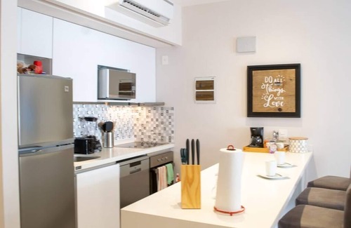 Downtown Apartment | Gallery by Blueplaya 2block from 5th. Ave.