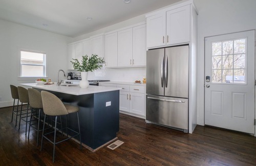 Glen Iris House | Game Rm+Fire Pit/Upscale living in heart of BHM