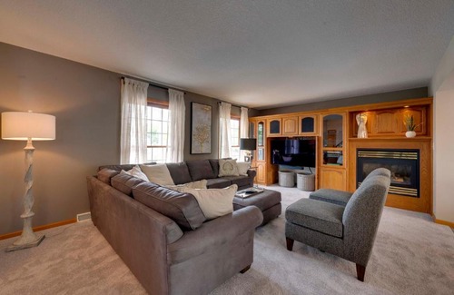 Waverly House | Game Room and Patio Bremer House Waverly Rental