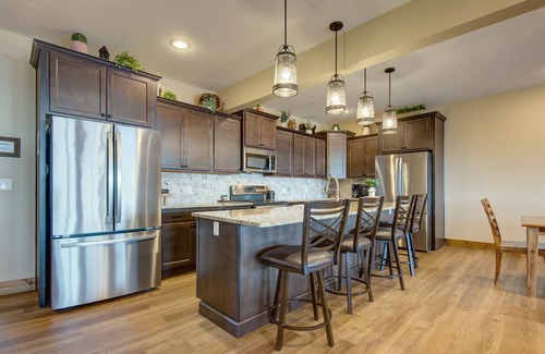 Indian Point Cabin | Game Room | Lakeview Deck | Pool Hot Tub | Arcade
