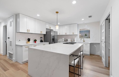 Austin Apartment | Game Room - Modern Beautiful Home
