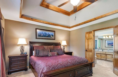 Prairie Point-Wildberry House | ⭐️ Game Room ⭐️ Steam Shower ⭐️Great Patio⭐️