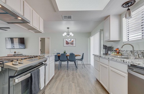 Bullhead City House | GameRoom 5min River 25min Lake 15 min Laughlin Charming Weekly discounts