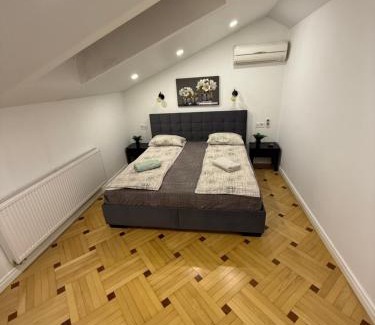 Lviv City Center Apartment | Gamla Stan