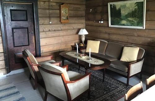Haram House | Gamlemgarden by Norgesbooking - house by the sea