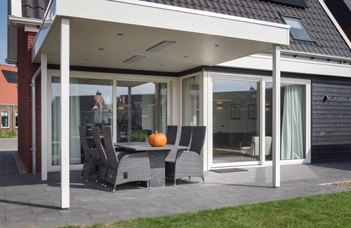 Colijnsplaat House | Ganuenta by Interhome