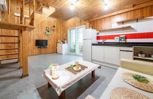Buk House | Gapyeong Haneuldari pet Pension