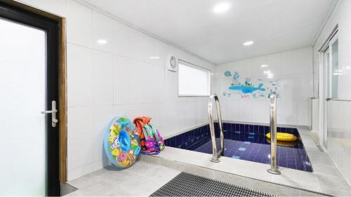 Gapyeong House | Gapyeong Hohokids Poolvilla