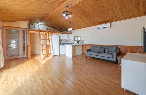 Gapyeong House | Gapyeong Sanneomeo Private Pension