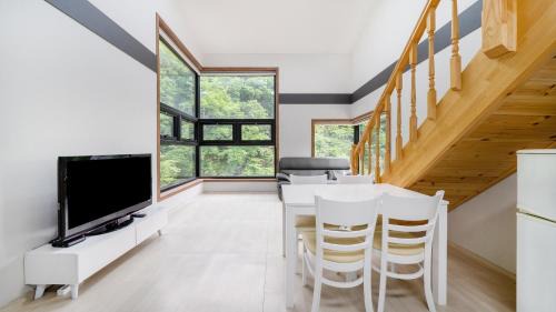 Oeseo House | Gapyeong Soopia pension