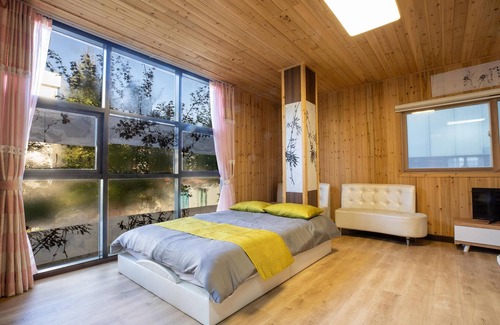 Buk House | Gapyeong Yeolhodang Pension