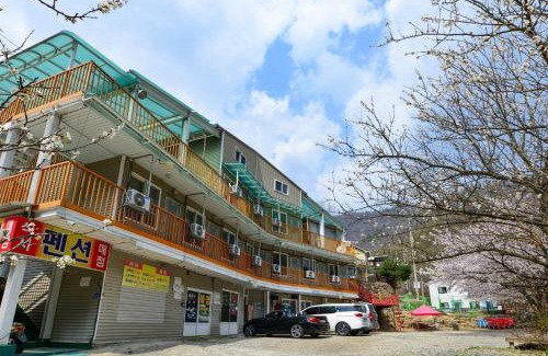 Gapyeong House | Gapyeong Yongchu Valley Travel Pension