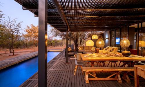 Golders Green Villa | Garangani, Self-Catering Villa at Buffelshuis Safari Camp