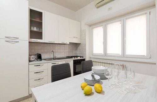 Garbatella Apartment | Garbatella Modern Apartment Relax and Comfort