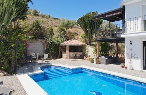 Coin Apartment | Garden Apartment, Cortijo Fruitful Hills