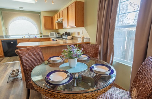 Boise House | Garden City Home Away from Home
