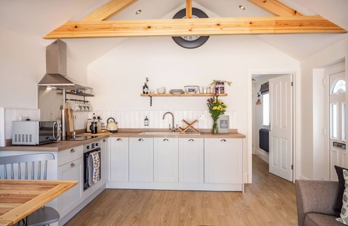 North Walsham Cottage | Garden Cottage,Cosy,Clean,Private,10 Mins To Beach By Car,Close to Train Station