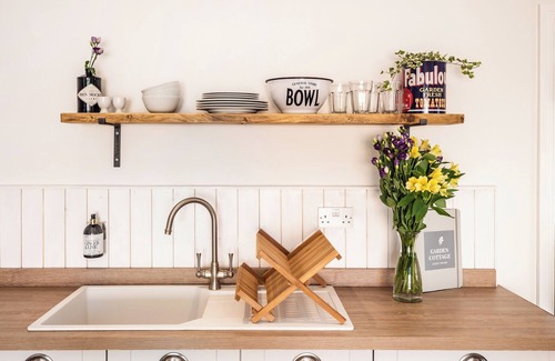 North Walsham Cottage | Garden Cottage,Cosy,Clean,Private,10 Mins To Beach By Car,Close to Train Station