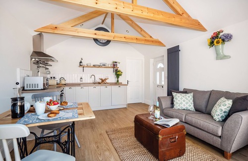 North Walsham Cottage | Garden Cottage,Cosy,Clean,Private,10 Mins To Beach By Car,Close to Train Station