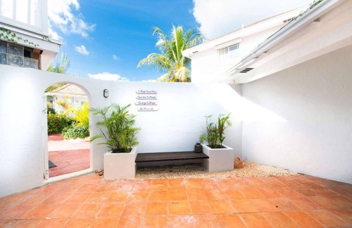 Nassau Apartment | Garden Cottage - Oceanfront -