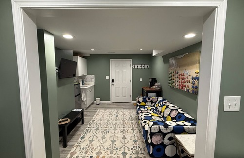 Montclair Apartment | Garden Hallow, Basement get away